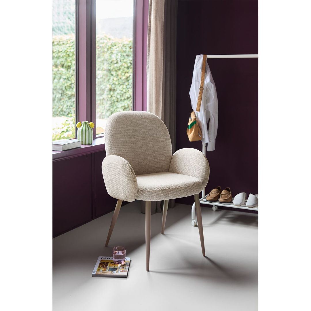 Eetkamerstoel Ranlo met armleuning beige