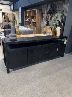 NEWHAVEN Dressoir 210cm 3 d,3 l,1 ov zwart