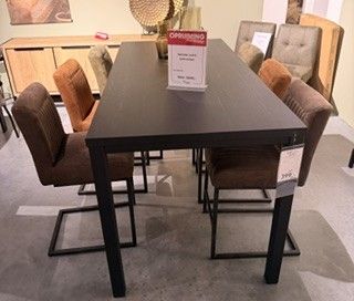 Bartafel Donti met 6 barkurkken parantino