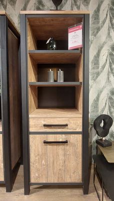 Boekenkast Mendiga