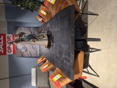Newhaven eettafel