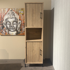 Kast Mena