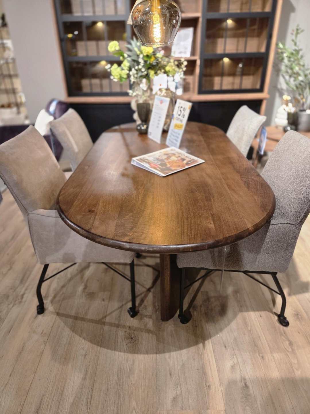Deens ovale eettafel Aseri