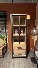 Boekenkast Mantera